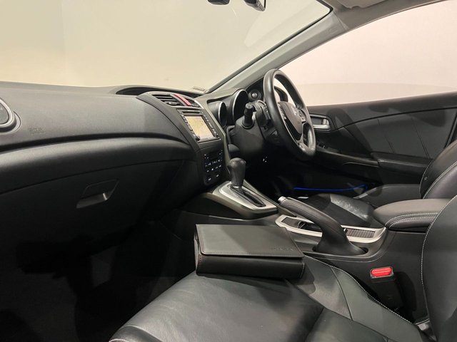 2014 HONDA CIVIC 1.8 i-VTEC EX Plus Hatchback 5dr Petrol Auto Euro 5 (142 ps) - Photo 5