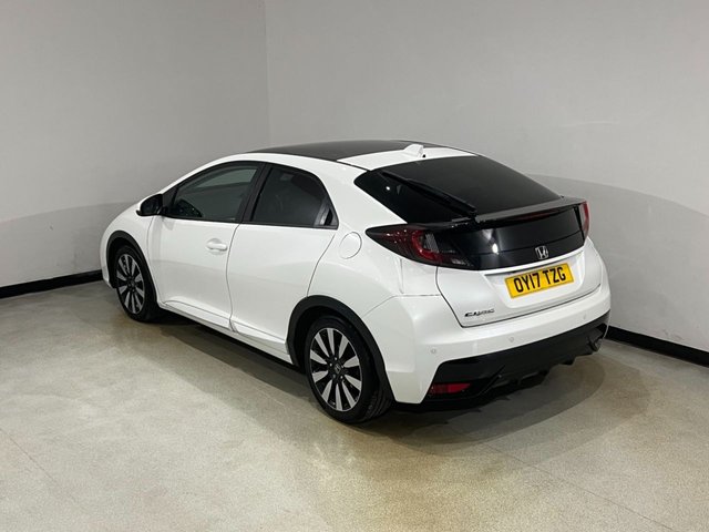 2017 HONDA CIVIC 1.8 i-VTEC SR Hatchback 5dr Petrol Manual Euro 6 (s/s) (142 ps) - Photo 2