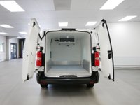 USED 2021 71 VAUXHALL VIVARO 2900 1.5 D 100 BHP L2 LONG EDITION 6 DOOR ( REFRIGERATED ) REFRIGERATED | LOW MILEAGE | CRUISE