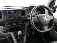 USED 2021 71 VAUXHALL VIVARO 2900 1.5 D 100 BHP L2 LONG EDITION 6 DOOR ( REFRIGERATED ) REFRIGERATED | LOW MILEAGE | CRUISE