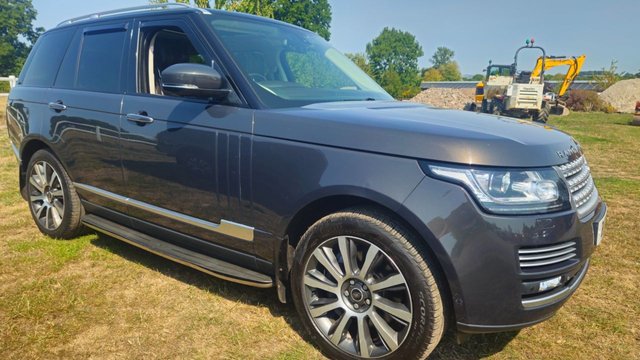 View our LAND ROVER RANGE ROVER