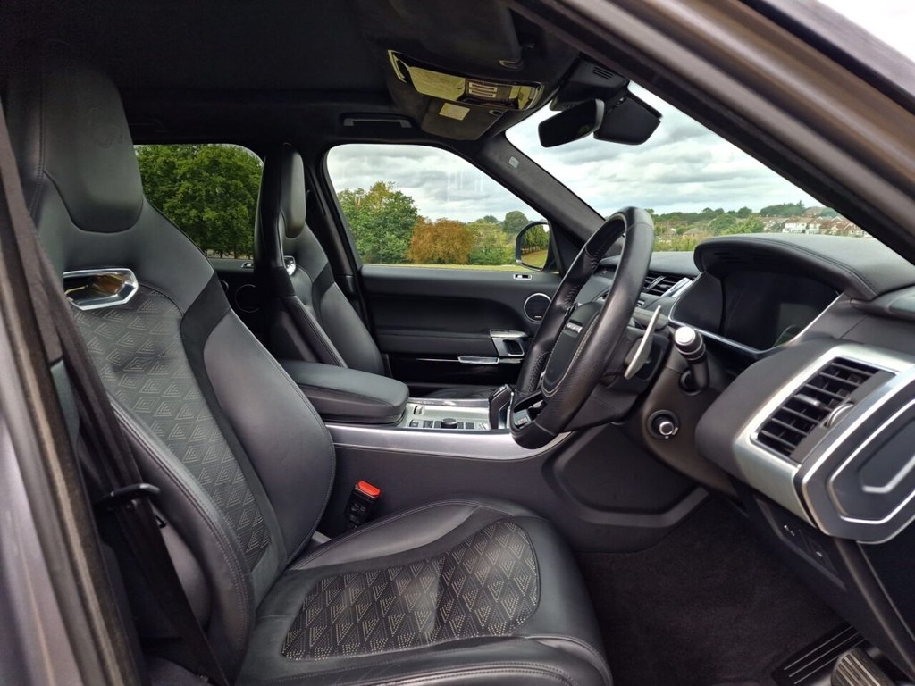 USED 2020 70 LAND ROVER RANGE ROVER SPORT 5.0 P575 V8 GPF SVR SUV 5dr Petrol Auto 4WD Euro 6 (s/s) (575 ps) FINANCE AVAILABLE