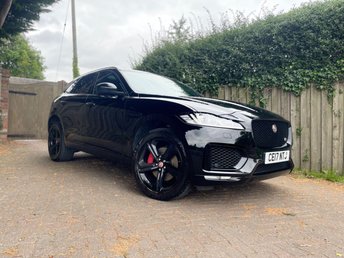 2017 JAGUAR F-PACE