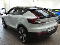 USED 2022 22 VOLVO C40 Twin Recharge 78kWh TM PRO SUV 5dr Electric Auto AWD (408 ps) SAT NAV PANORAMIC SUNROOF HARMAN KARDON 360 CAMERA CRUISE CONTROL PARKING SENSORS 1 OWNER SERVICE HISTORY WARRANTY