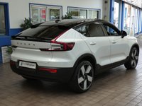 USED 2022 22 VOLVO C40 Twin Recharge 78kWh TM PRO SUV 5dr Electric Auto AWD (408 ps) SAT NAV PANORAMIC SUNROOF HARMAN KARDON 360 CAMERA CRUISE CONTROL PARKING SENSORS 1 OWNER SERVICE HISTORY WARRANTY