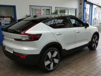 USED 2022 22 VOLVO C40 Twin Recharge 78kWh TM PRO SUV 5dr Electric Auto AWD (408 ps) SAT NAV PANORAMIC SUNROOF HARMAN KARDON 360 CAMERA CRUISE CONTROL PARKING SENSORS 1 OWNER SERVICE HISTORY WARRANTY
