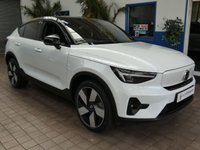 USED 2022 22 VOLVO C40 Twin Recharge 78kWh TM PRO SUV 5dr Electric Auto AWD (408 ps) SAT NAV PANORAMIC SUNROOF HARMAN KARDON 360 CAMERA CRUISE CONTROL PARKING SENSORS 1 OWNER SERVICE HISTORY WARRANTY