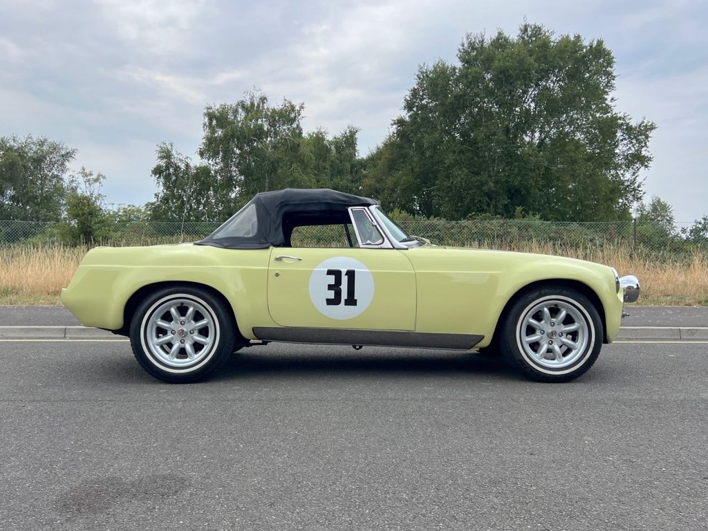 USED 1976 MG MGB SEBRING // 1800cc // Manual // Overdrive // px swap 