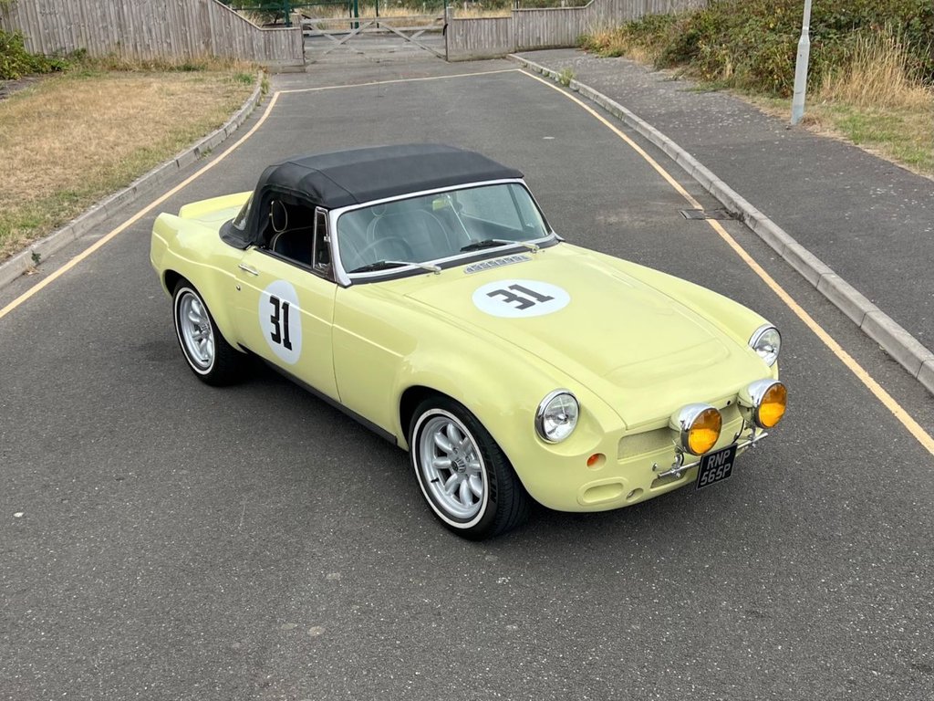 USED 1976 MG MGB SEBRING // 1800cc // Manual // Overdrive // px swap 