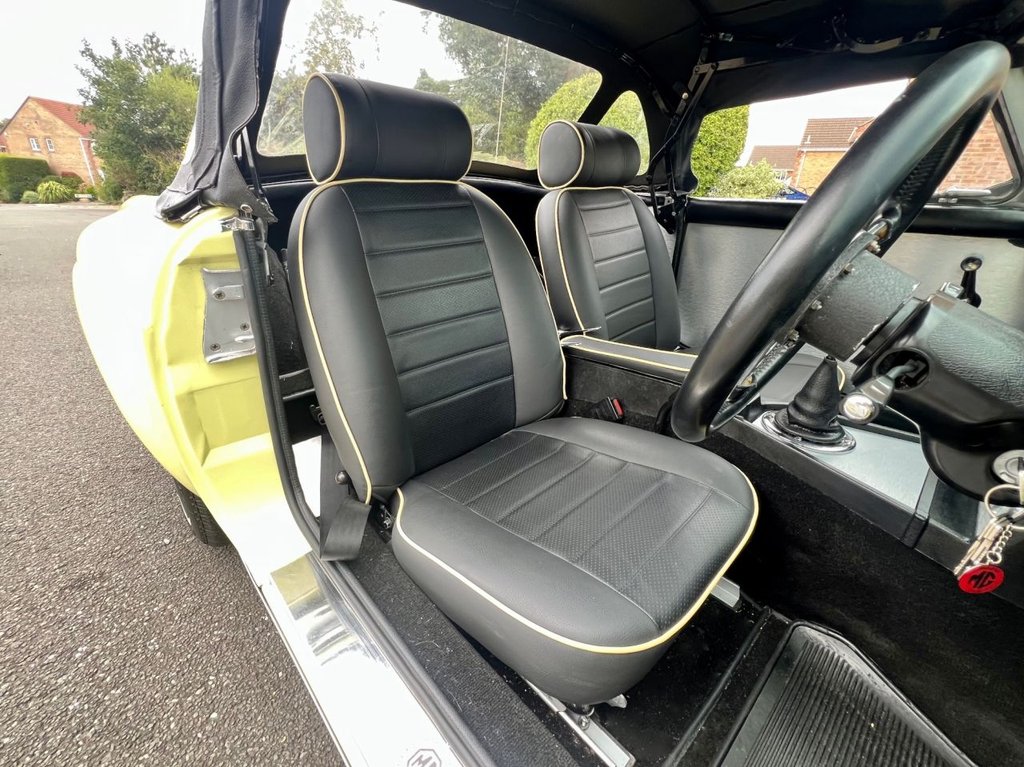 USED 1976 MG MGB SEBRING // 1800cc // Manual // Overdrive // px swap 