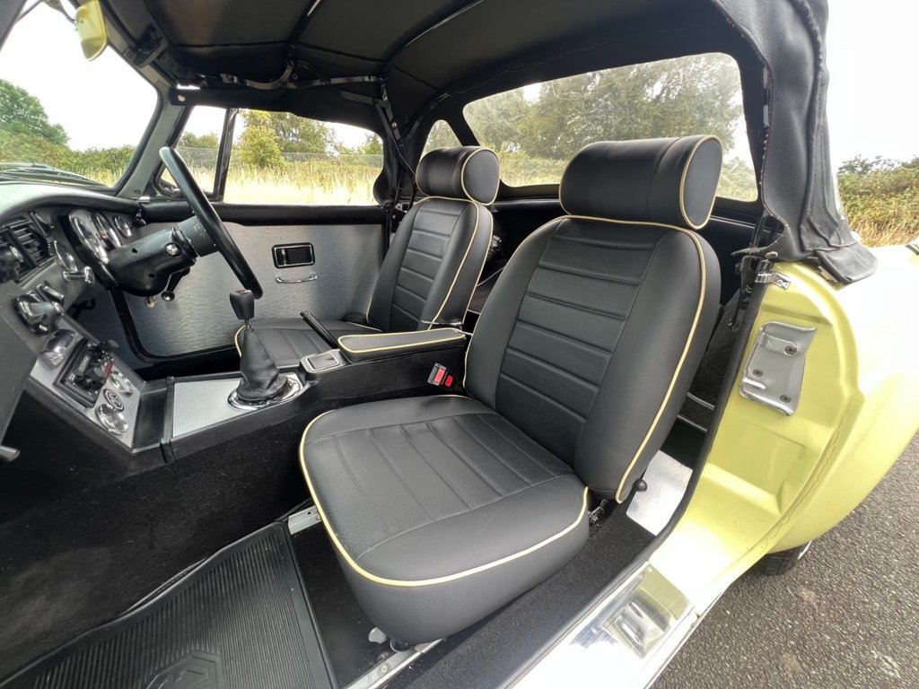 USED 1976 MG MGB SEBRING // 1800cc // Manual // Overdrive // px swap 
