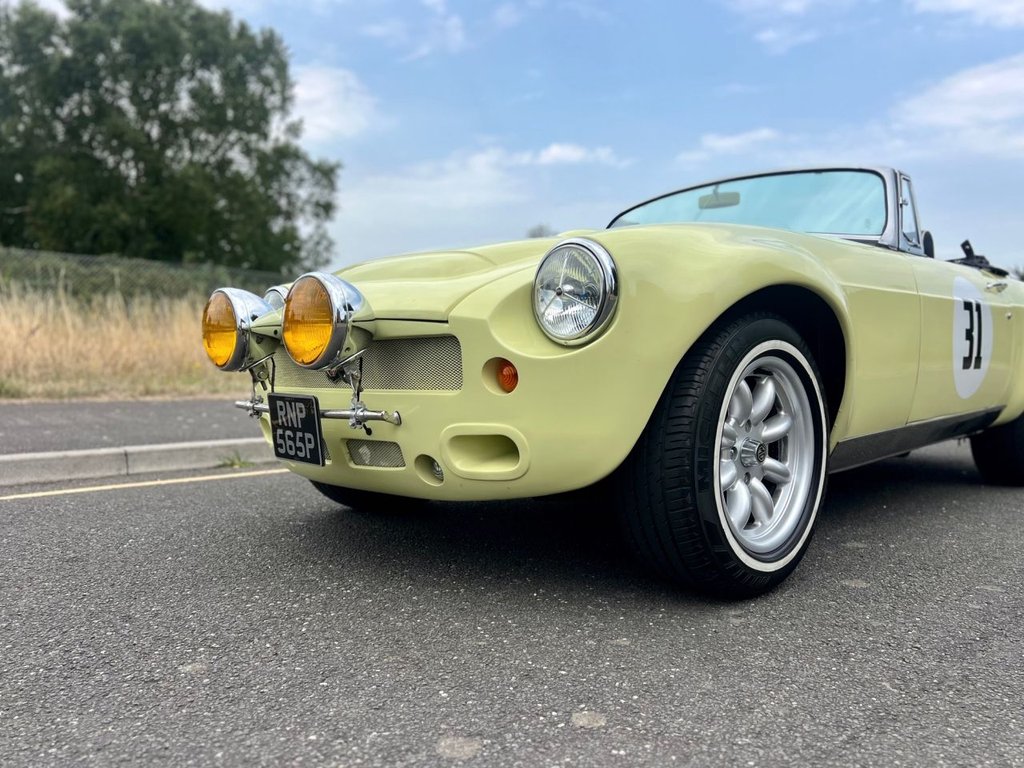 USED 1976 MG MGB SEBRING // 1800cc // Manual // Overdrive // px swap 