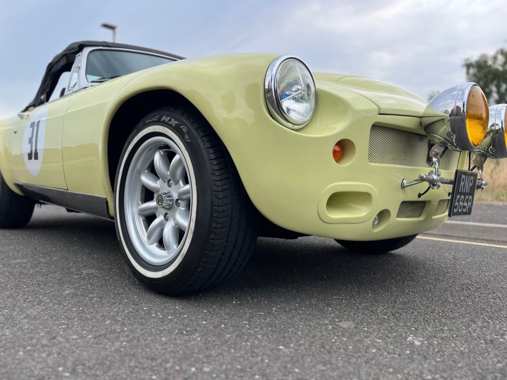 USED 1976 MG MGB SEBRING // 1800cc // Manual // Overdrive // px swap 