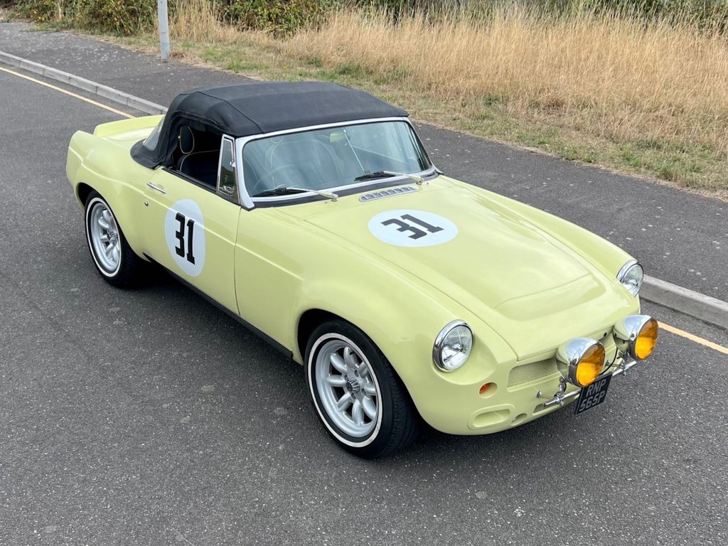 USED 1976 MG MGB SEBRING // 1800cc // Manual // Overdrive // px swap 