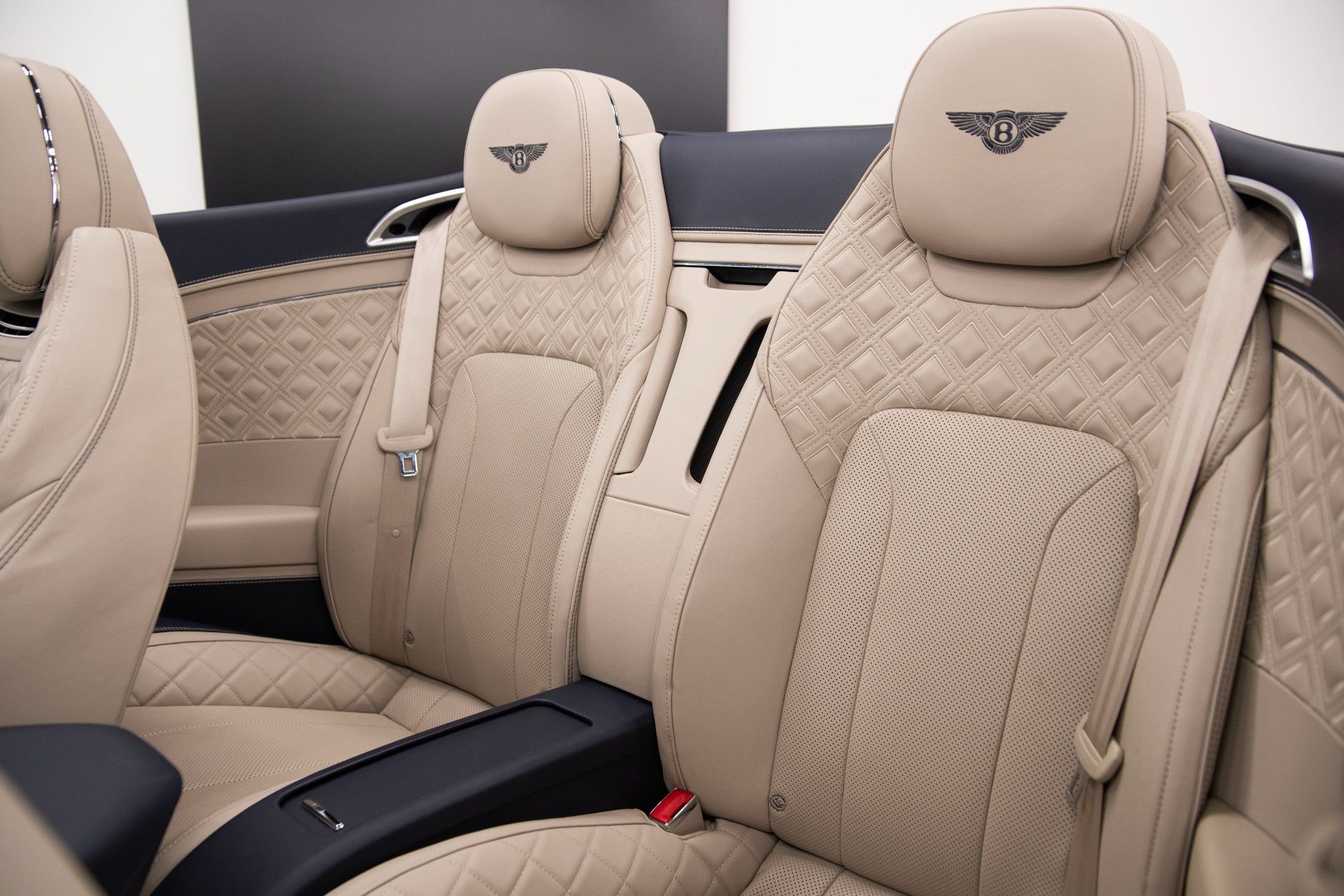 USED 2020 20 BENTLEY CONTINENTAL 4.0 V8 GTC Convertible  