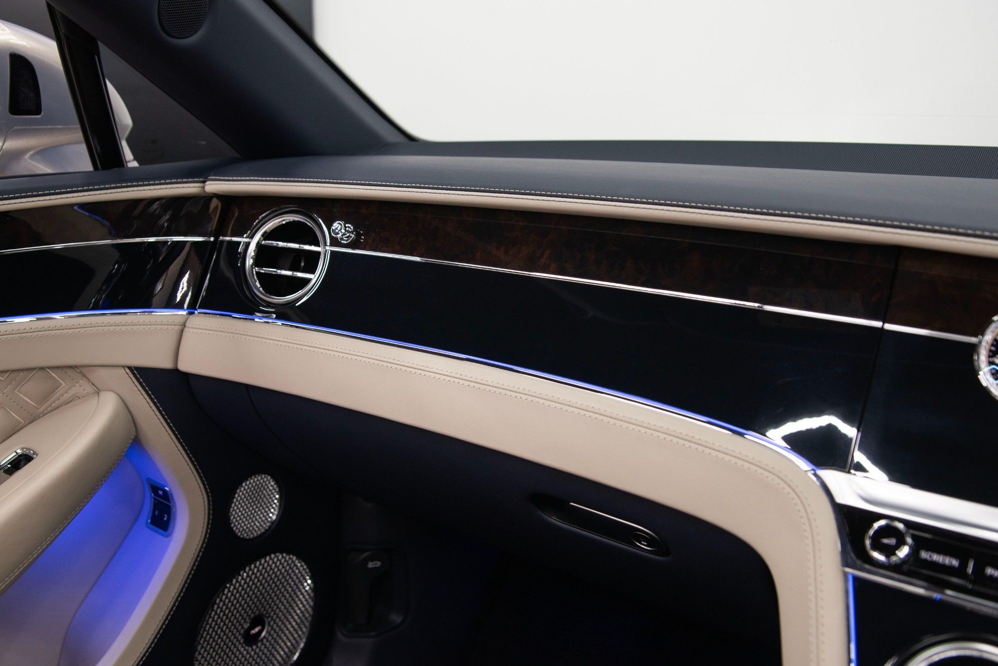 USED 2020 20 BENTLEY CONTINENTAL 4.0 V8 GTC Convertible  