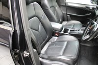 USED 2014 64 PORSCHE MACAN 3.0 TD V6 S SUV 5dr Diesel PDK 4WD Euro 6 (stop/start) (258 ps) 