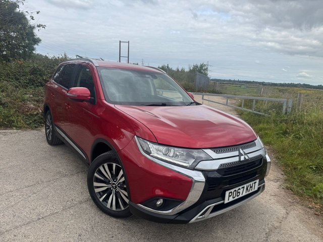 2018 Mitsubishi Outlander - Photo 2