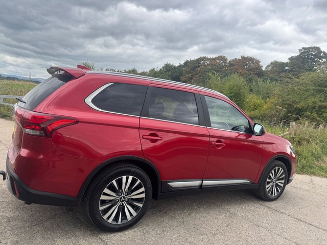 2018 Mitsubishi Outlander - Photo 3