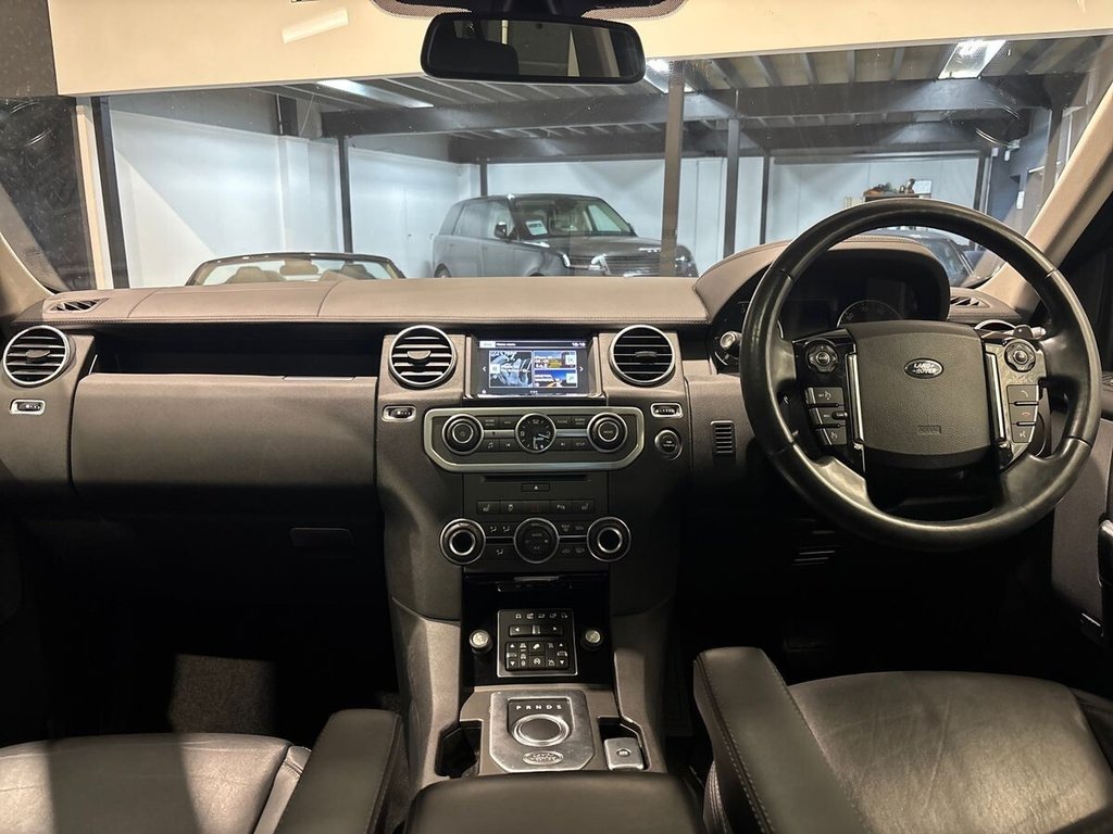 USED 2016 K LAND ROVER DISCOVERY 4 3.0 SD V6 Landmark SUV 5dr Diesel Auto 4WD Euro 6 (s/s) (256 bhp) TIMING BELT|REAR ENTERTAINMENT