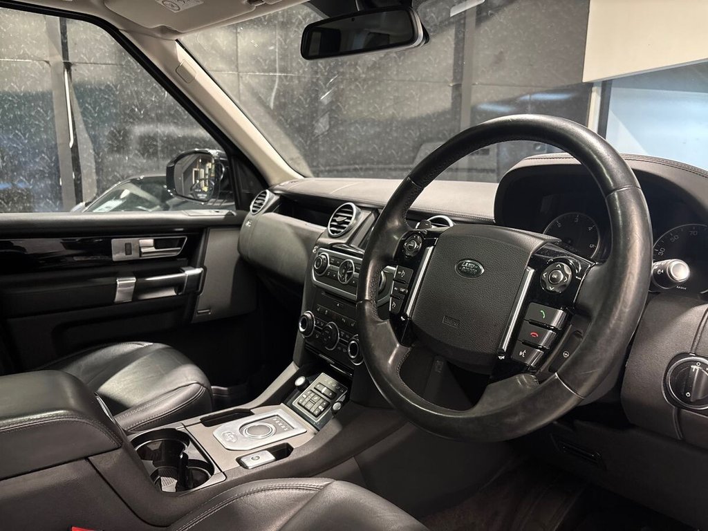 USED 2016 K LAND ROVER DISCOVERY 4 3.0 SD V6 Landmark SUV 5dr Diesel Auto 4WD Euro 6 (s/s) (256 bhp) TIMING BELT|REAR ENTERTAINMENT