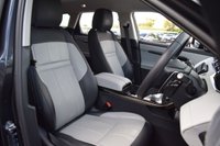 USED 2022 H LAND ROVER RANGE ROVER EVOQUE 1.5 P300e 12.2kWh R-Dynamic SE SUV 5dr Petrol Plug-in Hybrid Auto 4WD Euro 6 (s/s) (309 ps) 1 OWNER / FULL LAND ROVER HIST