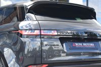 USED 2022 H LAND ROVER RANGE ROVER EVOQUE 1.5 P300e 12.2kWh R-Dynamic SE SUV 5dr Petrol Plug-in Hybrid Auto 4WD Euro 6 (s/s) (309 ps) 1 OWNER / FULL LAND ROVER HIST