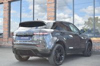 USED 2022 H LAND ROVER RANGE ROVER EVOQUE 1.5 P300e 12.2kWh R-Dynamic SE SUV 5dr Petrol Plug-in Hybrid Auto 4WD Euro 6 (s/s) (309 ps) 1 OWNER / FULL LAND ROVER HIST