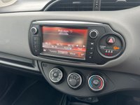 USED 2015 65 TOYOTA YARIS 1.33 Dual VVT-i Icon Hatchback 5dr Petrol Multidrive S Euro 5 Euro 5 (99 ps) ** RAC BUYSURE INSPECTED **