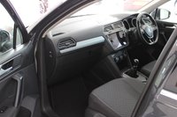 USED 2018 68 VOLKSWAGEN TIGUAN 2.0 TDI SE Navigation SUV 5dr Diesel Manual Euro 6 (s/s) (150 ps) 