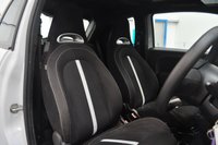 USED 2014 14 ABARTH 500 1.4 T-Jet Hatchback 3dr Petrol Manual Euro 5 (135 bhp) Panoramic Roof - Rear Parking Sensors - Air Conditioning