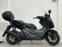 USED 2020 69 HONDA Forza 125 1 OWNER FROM NEW - TOP BOX COMES WITH NEW MOT AND WARRANTY