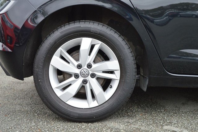 2018 VOLKSWAGEN POLO 1.0 TSI GPF SE Hatchback 5dr Petrol Manual Euro 6 (s/s) (95 ps) Low Mileage - Photo 10