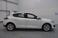 USED 2015 65 RENAULT MEGANE 1.5 dCi Dynamique Nav Hatchback 5dr Diesel Manual Euro 6 (s/s) (110 ps) Satellite Navigation - Up To 83MPG! - Cruise Control
