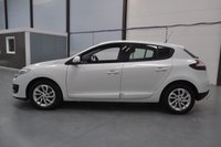 USED 2015 65 RENAULT MEGANE 1.5 dCi Dynamique Nav Hatchback 5dr Diesel Manual Euro 6 (s/s) (110 ps) Satellite Navigation - Up To 83MPG! - Cruise Control