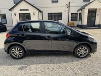 USED 2015 65 TOYOTA YARIS 1.33 Dual VVT-i Icon Hatchback 5dr Petrol Multidrive S Euro 5 Euro 5 (99 ps) LOVELY LITTLE AUTOMATIC! 2KEYS