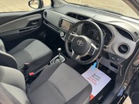 USED 2015 65 TOYOTA YARIS 1.33 Dual VVT-i Icon Hatchback 5dr Petrol Multidrive S Euro 5 Euro 5 (99 ps) LOVELY LITTLE AUTOMATIC! 2KEYS