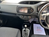 USED 2015 65 TOYOTA YARIS 1.33 Dual VVT-i Icon Hatchback 5dr Petrol Multidrive S Euro 5 Euro 5 (99 ps) LOVELY LITTLE AUTOMATIC! 2KEYS