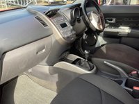 USED 2013 63 KIA SOUL 1.6 CRDi 2 SUV 5dr Diesel Manual Euro 5 (126 bhp) 