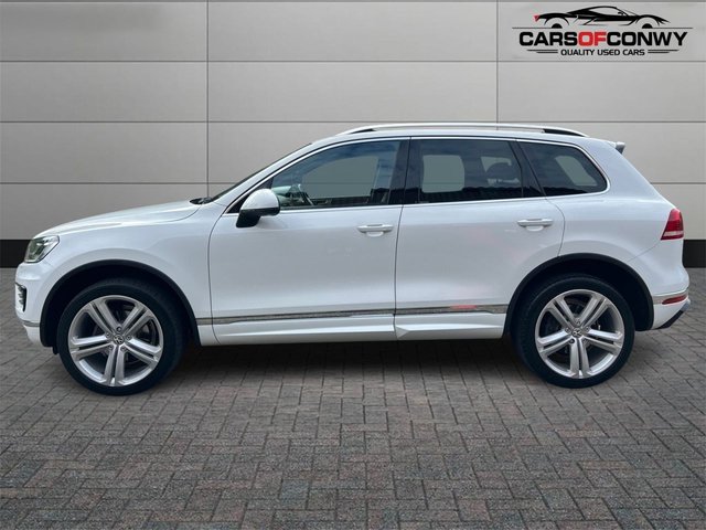 2016 VOLKSWAGEN TOUAREG 3.0 TDI V6 BlueMotion Tech R-Line Plus SUV 5dr Diesel Tiptronic 4WD Euro 6 (s/s) (262 ps) - Photo 4