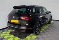 USED 2016 66 VOLKSWAGEN TIGUAN 2.0 TDI BlueMotion Tech R-Line SUV 5dr Diesel DSG Euro 6 (s/s) (150 ps) 