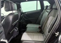 USED 2016 66 VOLKSWAGEN TIGUAN 2.0 TDI BlueMotion Tech R-Line SUV 5dr Diesel DSG Euro 6 (s/s) (150 ps) 