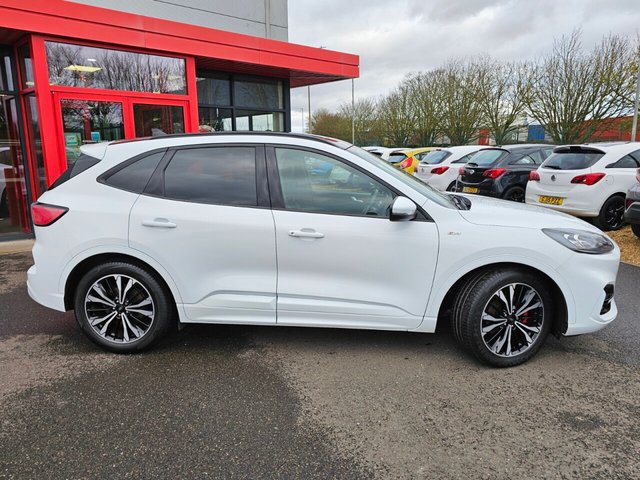 2020 FORD KUGA - Photo 10