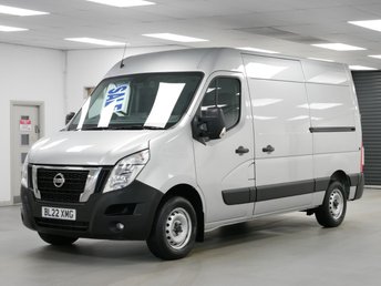2022 NISSAN INTERSTAR