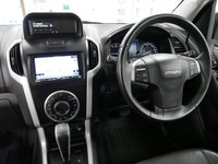 USED 2017 67 ISUZU D-MAX 2.5 TD 160 BHP UTAH VISION 4WD AUTOMATIC CANOPY 1 OWNER | SAT NAV | LEATHER | CANOPY !