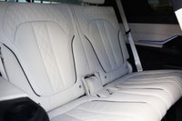 USED 2020 20 BMW X7 3.0 M50d SUV 5dr Diesel Auto xDrive Euro 6 (s/s) (400 ps) - EURO 6 - ULEZ, BIG SPEC OVER &pound;8K of EXTRAS - 7 SEATS, PRO NAV, HTD/VENTILATED LEATHER, MASSAGE FUNCTION, PAN ROOF, R/CAMERA, HUD, DIGITAL DASH, E/TAILGATE, 22" ALLOYS, CRUISE/BSA, WIRELESS CHARGER, BLUETOOTH, DAB & HARMAN KARDON S/S