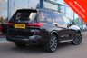USED 2020 20 BMW X7 3.0 M50d SUV 5dr Diesel Auto xDrive Euro 6 (s/s) (400 ps) - EURO 6 - ULEZ, BIG SPEC OVER &pound;8K of EXTRAS - 7 SEATS, PRO NAV, HTD/VENTILATED LEATHER, MASSAGE FUNCTION, PAN ROOF, R/CAMERA, HUD, DIGITAL DASH, E/TAILGATE, 22" ALLOYS, CRUISE/BSA, WIRELESS CHARGER, BLUETOOTH, DAB & HARMAN KARDON S/S