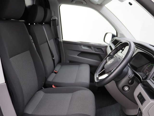 2021 Volkswagen E-Transporter - Photo 12