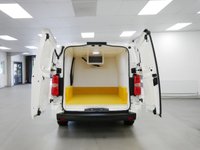 USED 2021 21 VAUXHALL VIVARO 3100 2.0 D 120 BHP L2 LONG SPORTIVE ( REFRIGERATED ) REFRIGERATED | L2 LONG | CARPLAY