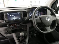 USED 2021 21 VAUXHALL VIVARO 3100 2.0 D 120 BHP L2 LONG SPORTIVE ( REFRIGERATED ) REFRIGERATED | L2 LONG | CARPLAY
